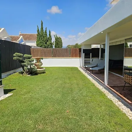 Altos Del Rodeo Apartment *