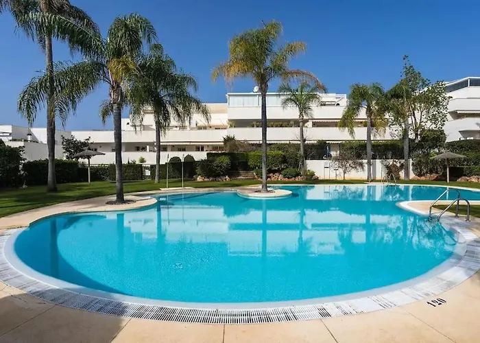 アパート Altos Del Rodeo マルベーリャ